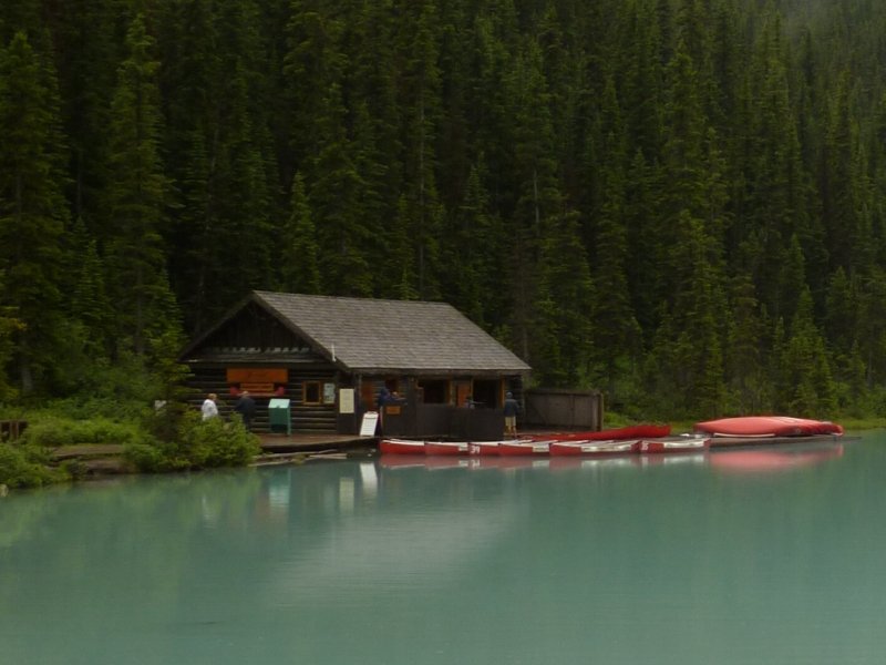 lakelouise11.jpg